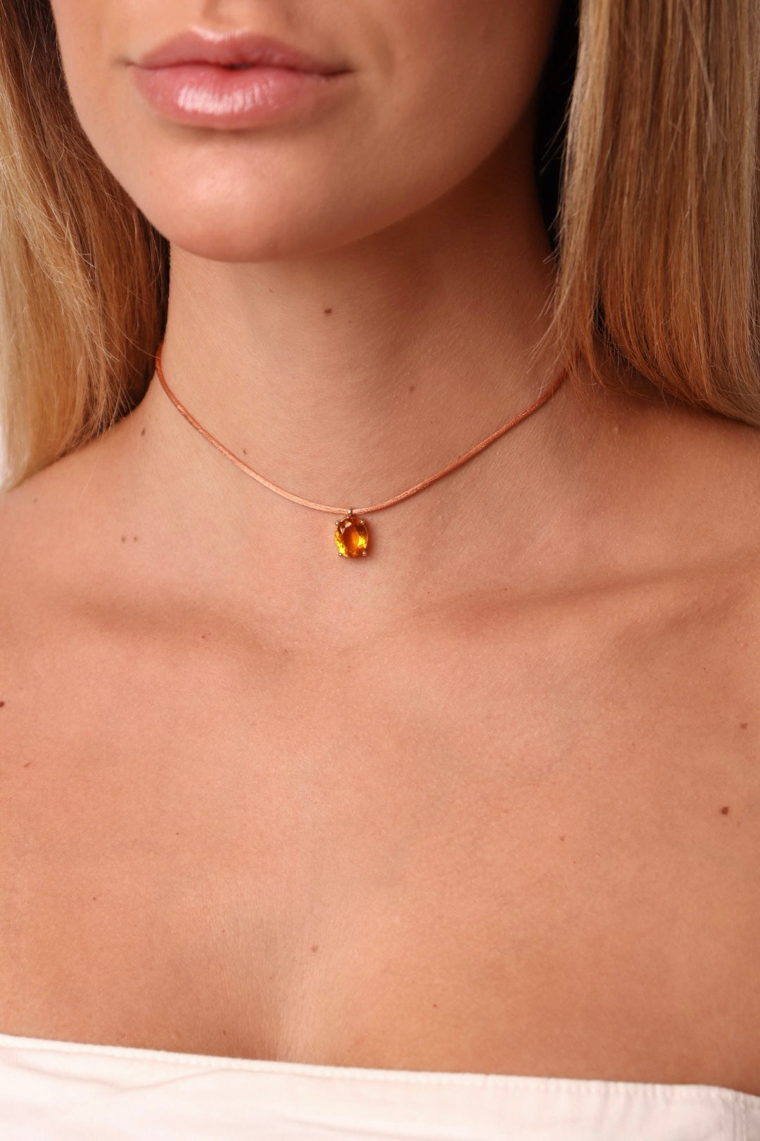 CHOKER FIO DE SEDA GOTA OVAL