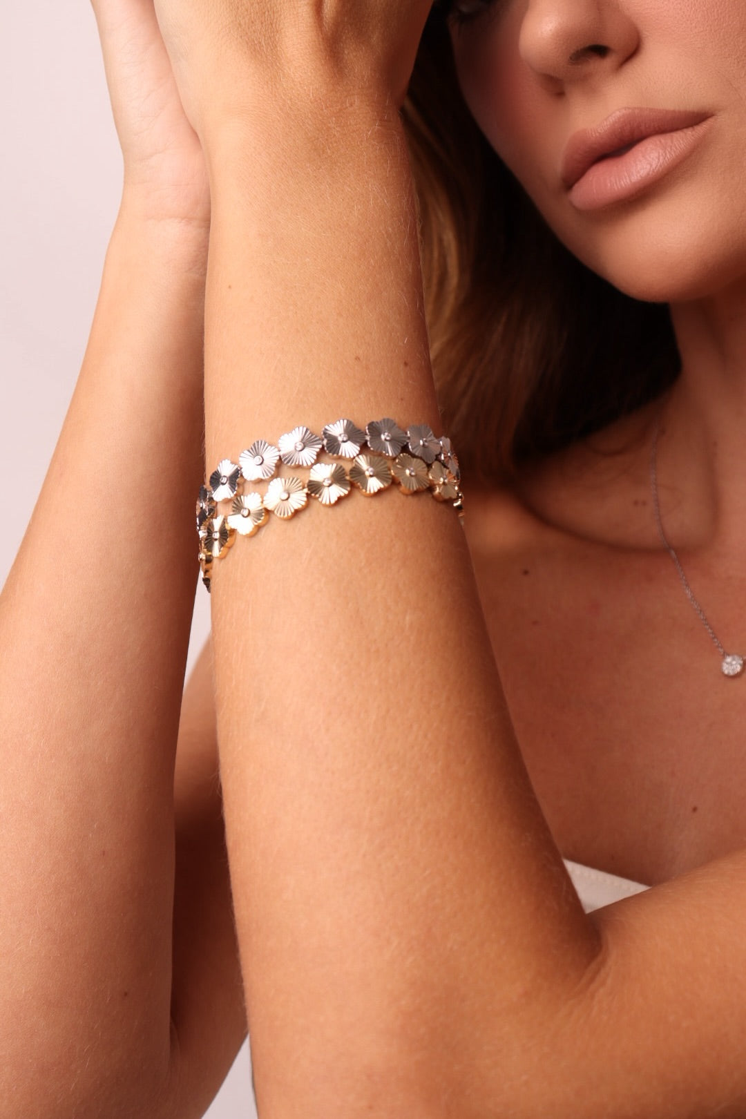 PULSEIRA FLORES LUMINA PRATA 925