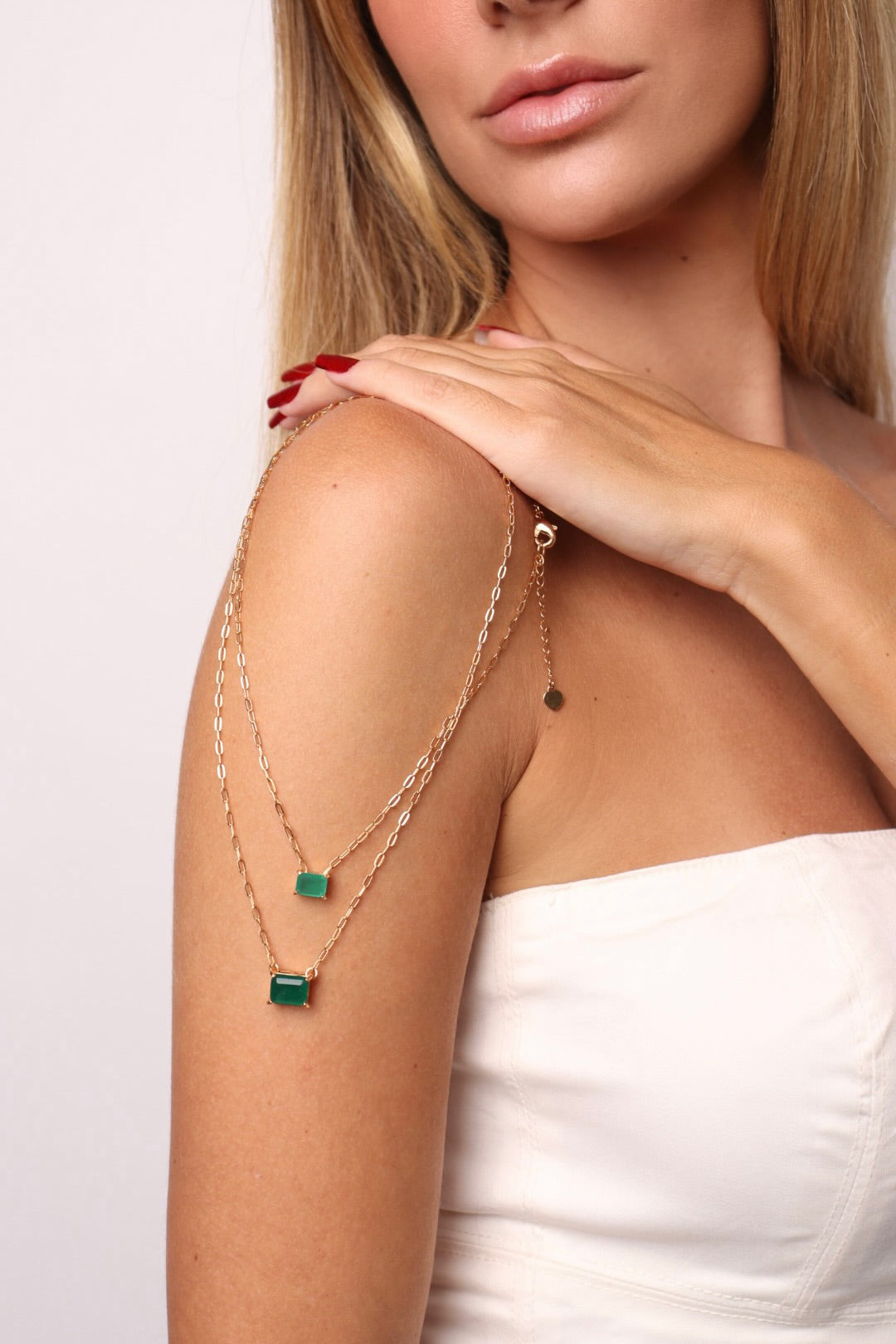 COLAR ISIS CRISTAL ESMERALDA