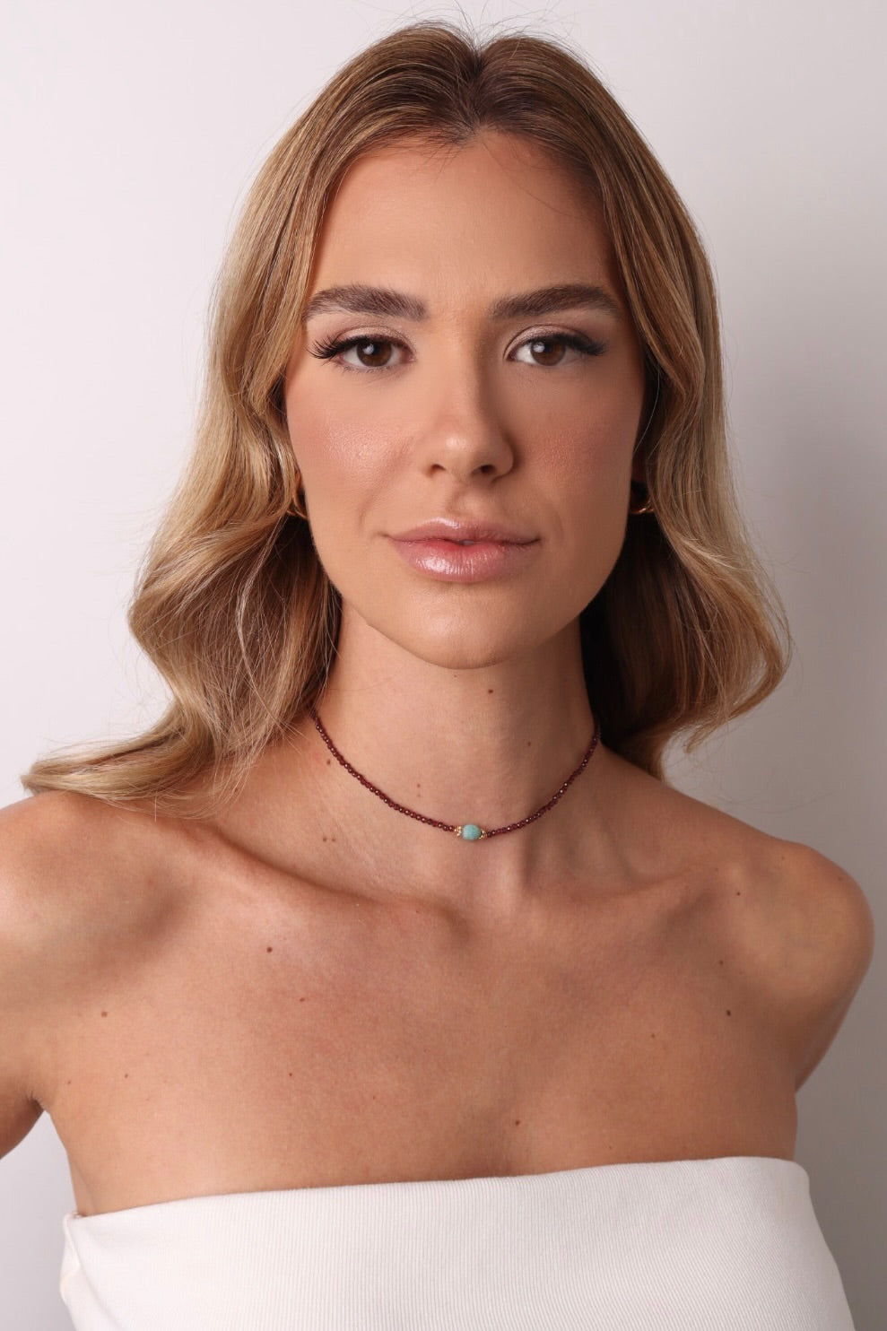 CHOKER FORÇA E EQUILÍBRIO-PEDRAS GRANADA E AMAZONITA