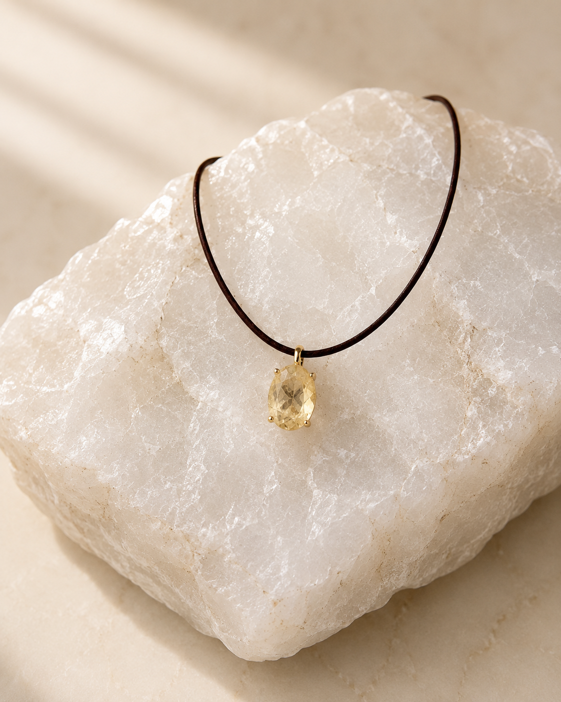 CHOKER FIO DE SEDA GOTA OVAL