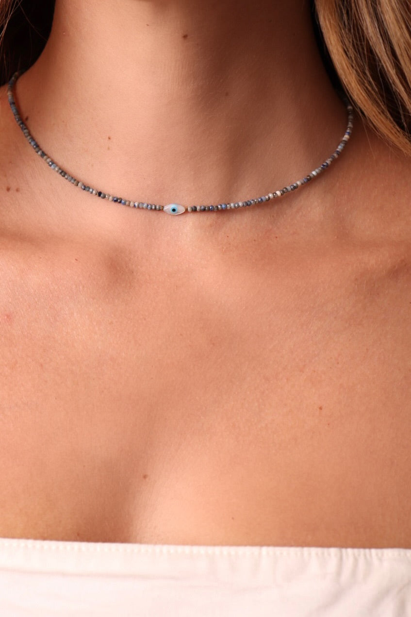 CHOKER PEDRAS LAZÚLI OLHO GREGO