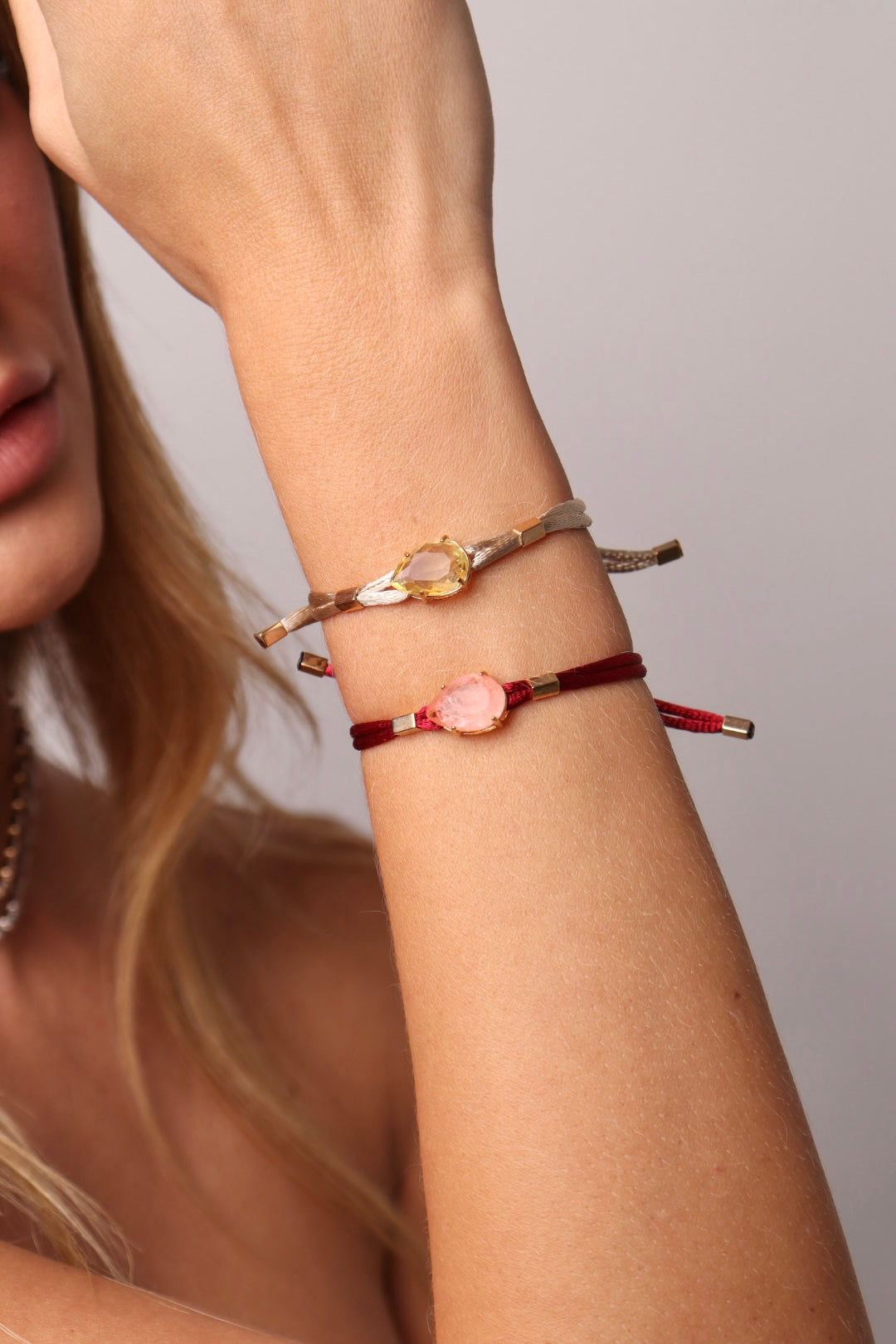 PULSEIRA FIO DE SEDA GOTA