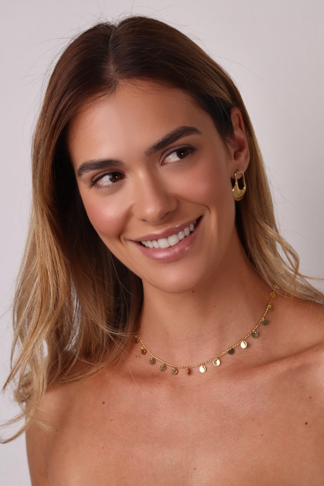 COLAR COM MEDALHAS LISAS