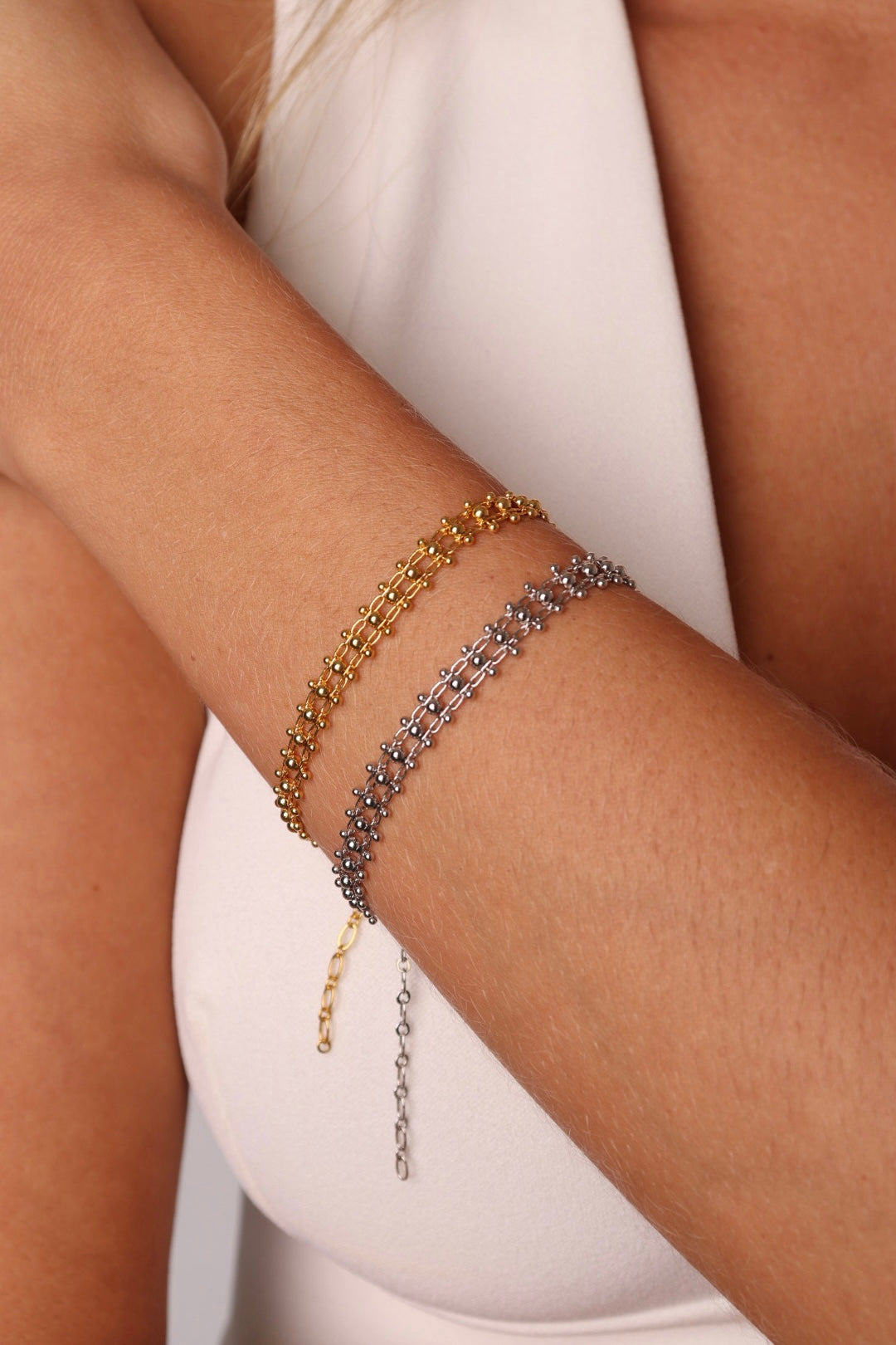 PULSEIRA DUPLA BOLINHAS LISAS