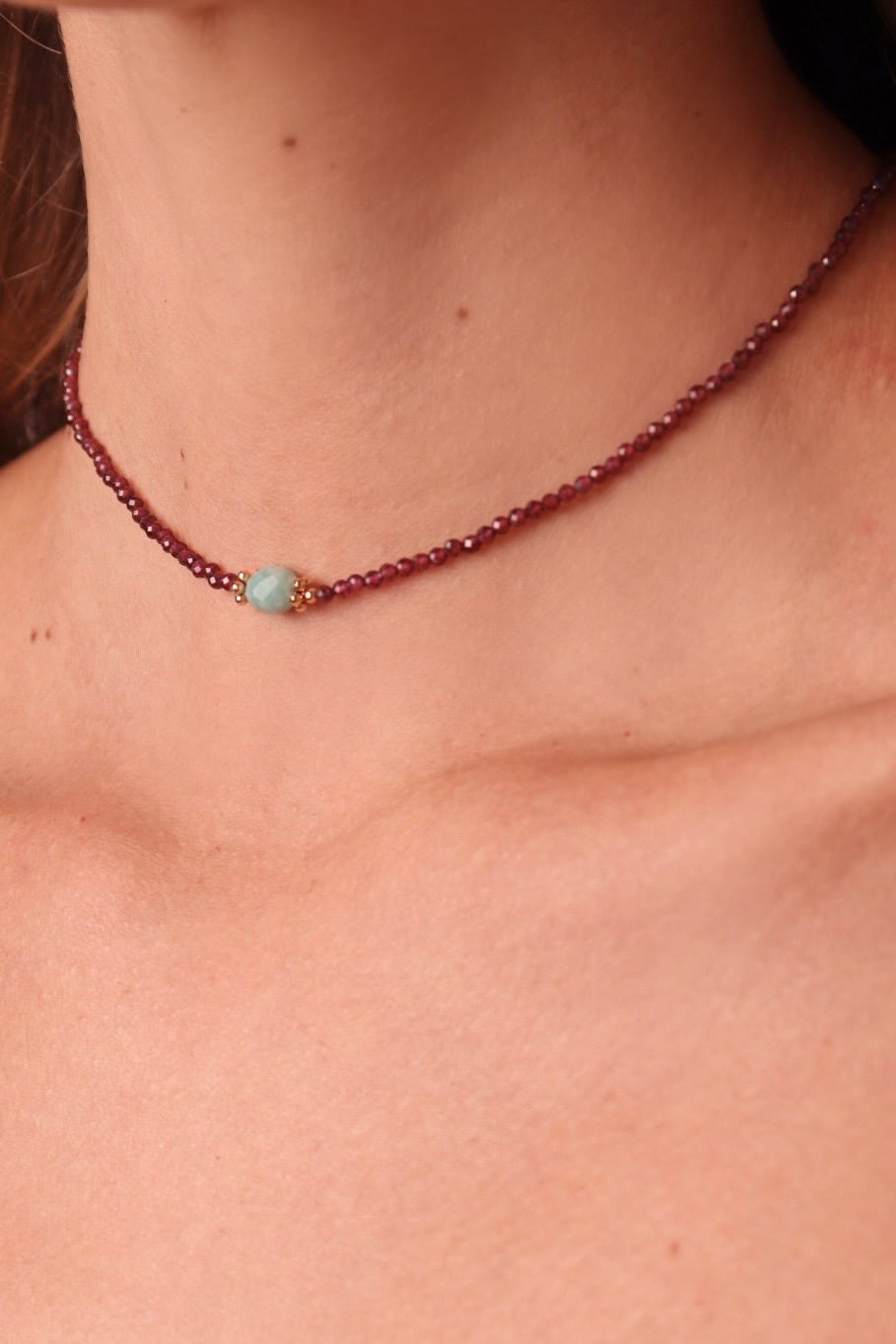 CHOKER FORÇA E EQUILÍBRIO-PEDRAS GRANADA E AMAZONITA