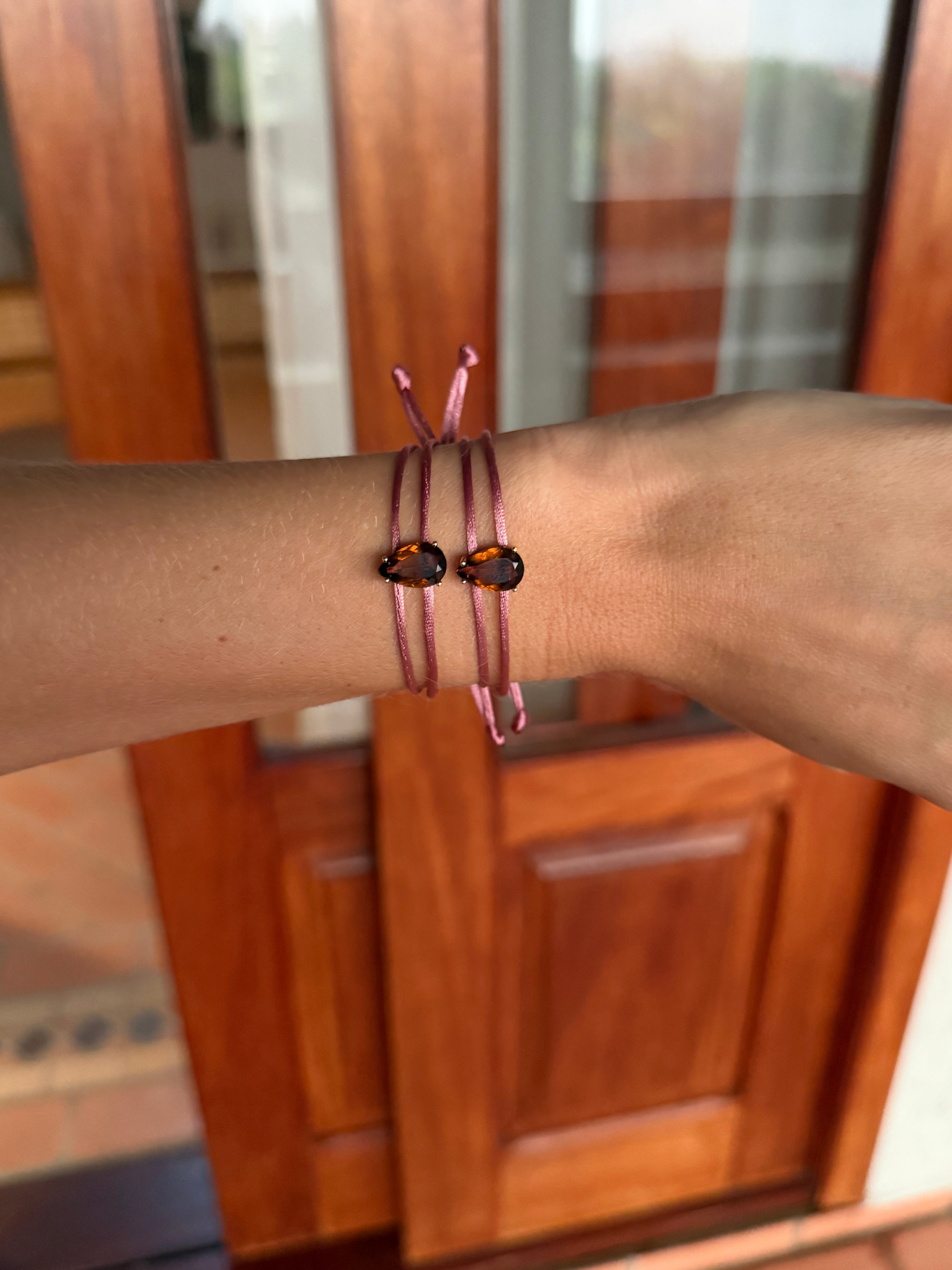 PULSEIRA FIO DUPLO DE SEDA PINGENTE GOTA