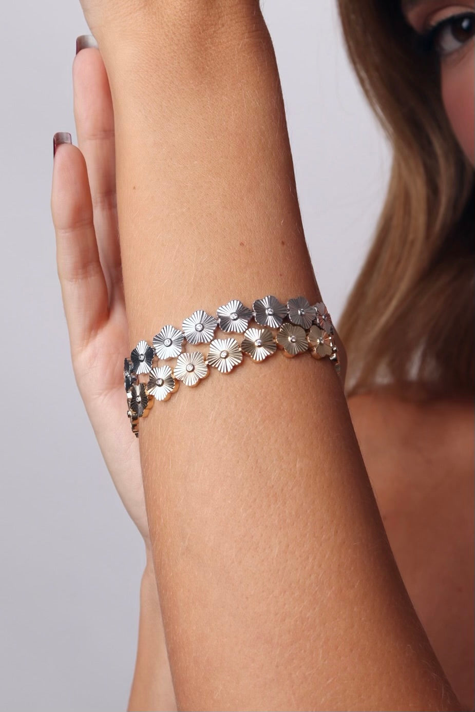 PULSEIRA FLORES LUMINA PRATA 925