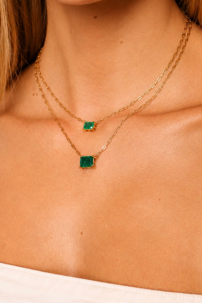 COLAR ISIS CRISTAL ESMERALDA
