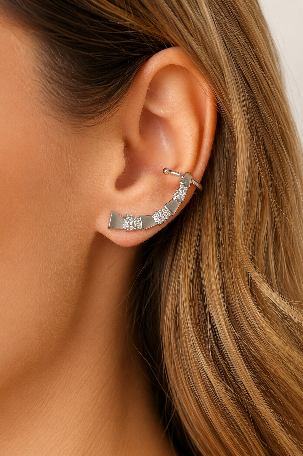 BRINCO EAR CUFF SHINE LINE